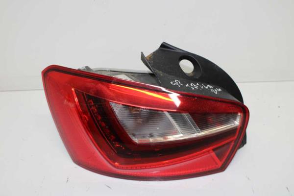 FEU ARRIERE GAUCHE SEAT IBIZA 5 PORTES 2012-2017 ( LED ) - Vue 1